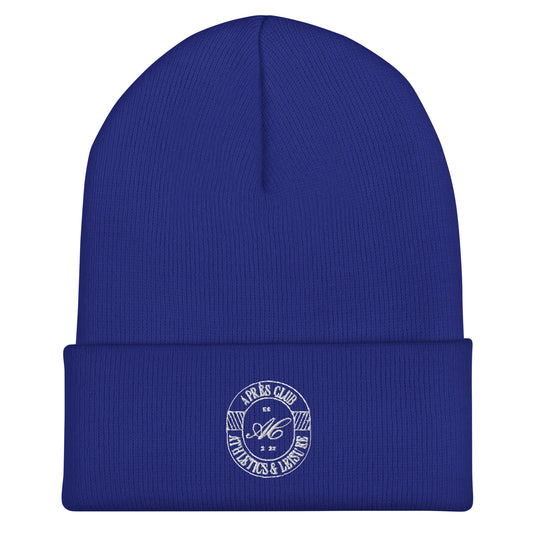 Ski Club cuffed beanie with white Après Club badge embroidered on the cuff